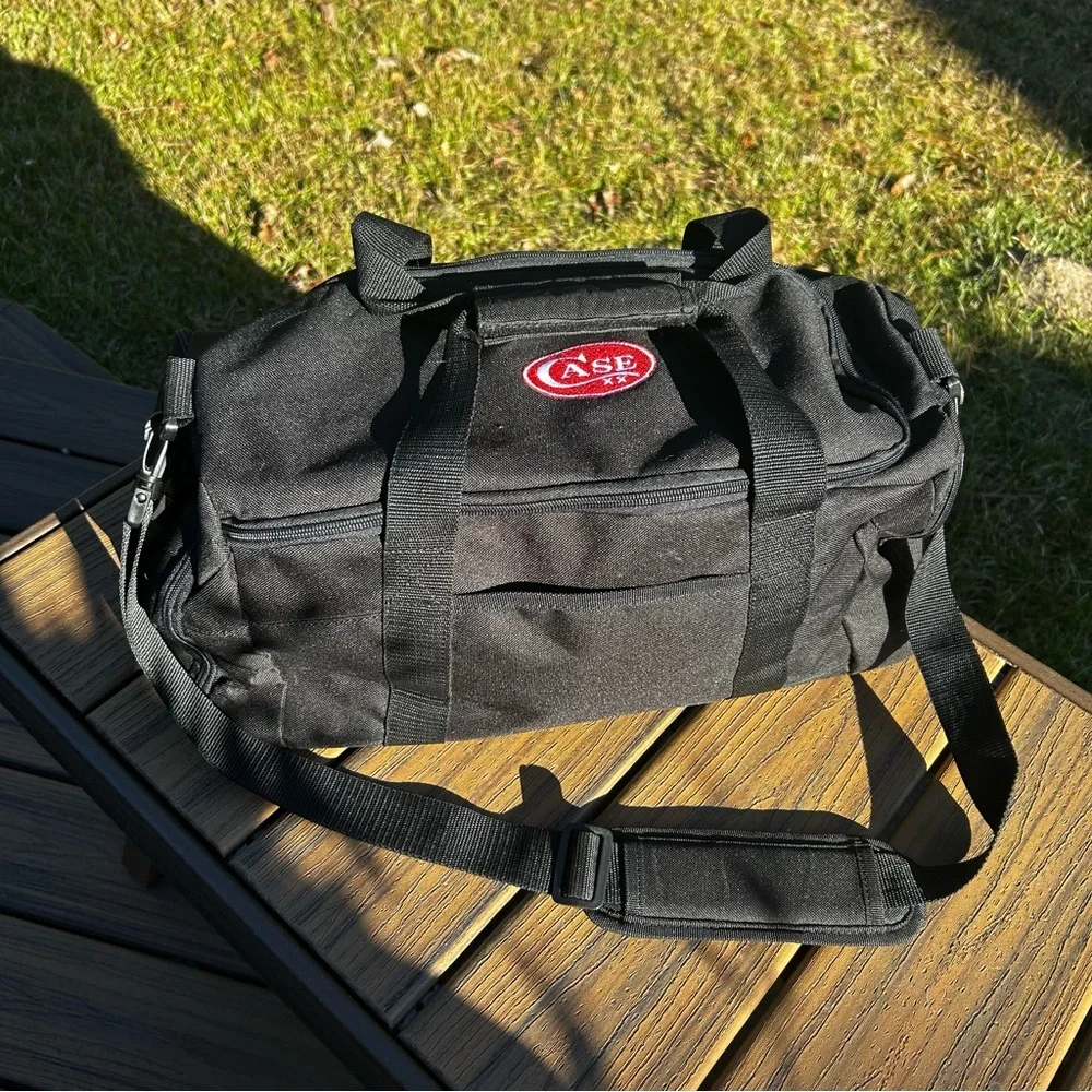 Case XX Rare Branded Duffle Bag With Insulated End Pocket Black Large 20x11x10